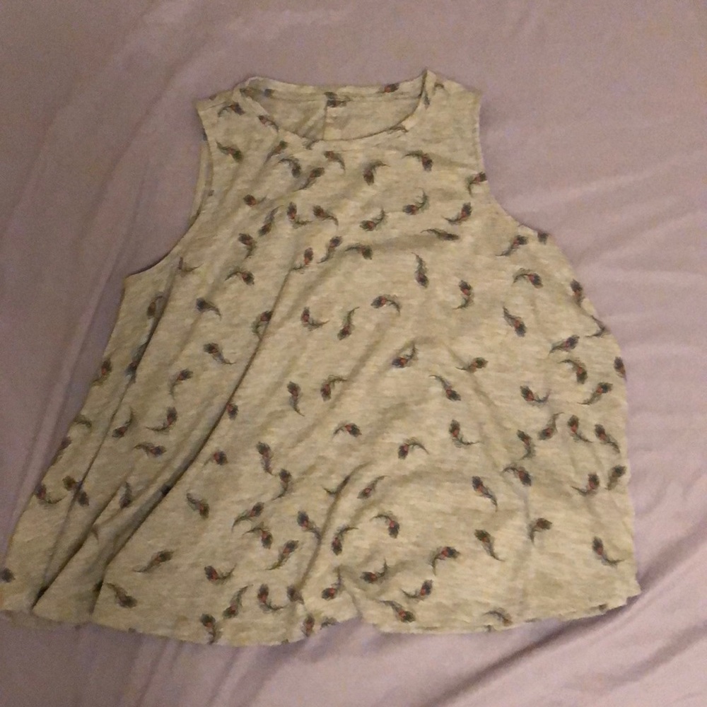 Gray shirt with pink and blue feathers